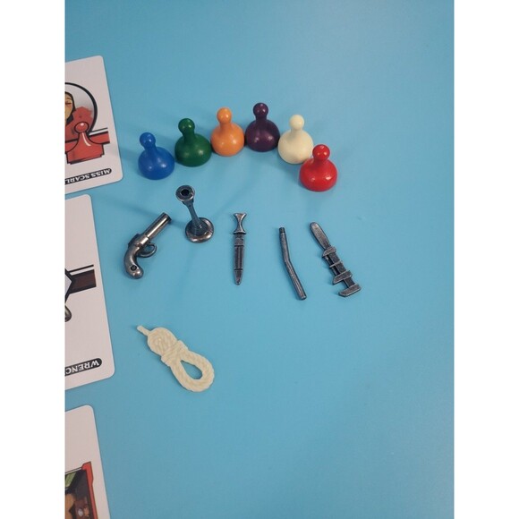 Clue Board Game Replacement Pieces Parker Brothers 1986   Tokens, Cards Weapons - Picture 2 of 9